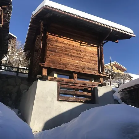 Superb Old Attic With Character * Mase