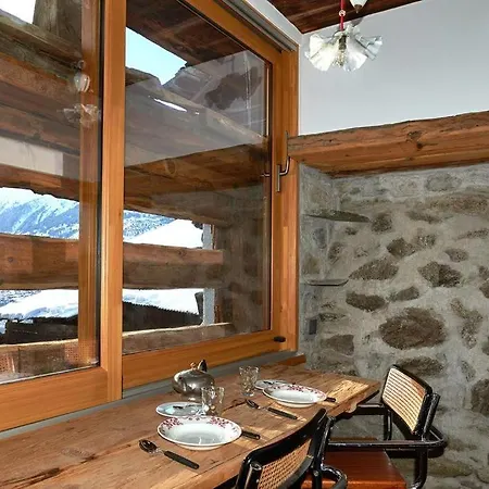 Superb Old Attic With Character * Mase